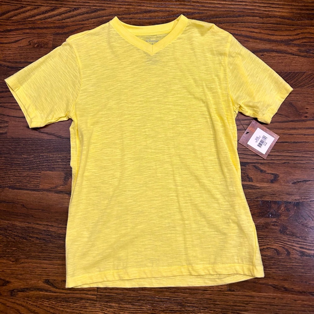 Red camel v-neck T-shirt. Boys size medium